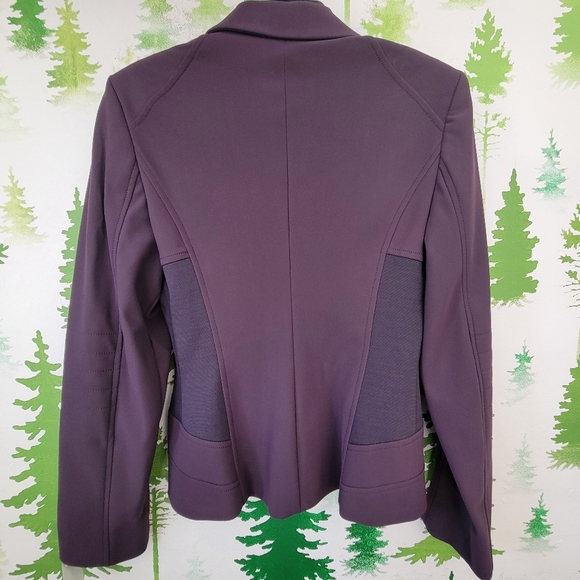 Pinko Stretch Blazer. - Picture 2 of 8